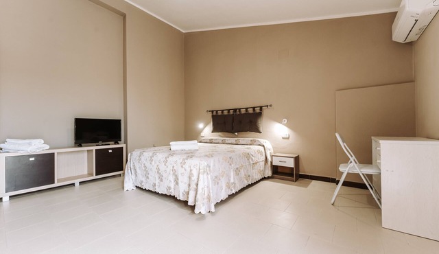Apartment "La Foresteria di Mony e Ale" with Balcony & A/C
