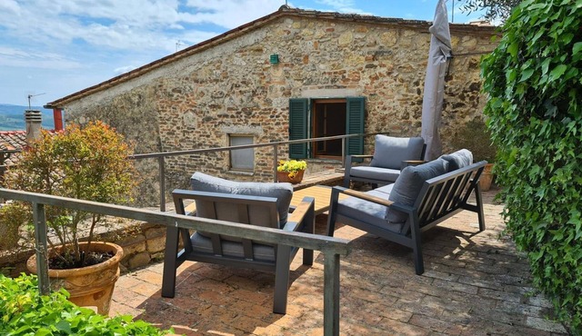Apartment 'La Terrazza, Cetona, Toscana' with Mountain View, Wi-Fi and Air Conditioning