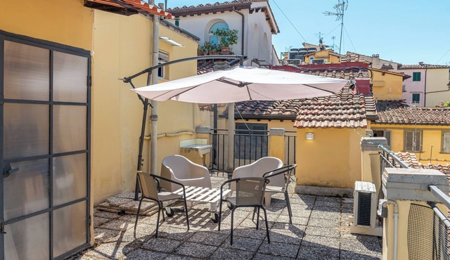 Apartment 'La Terrazza Suite A Firenze' with Private Terrace, Wi-Fi and Air Conditioning