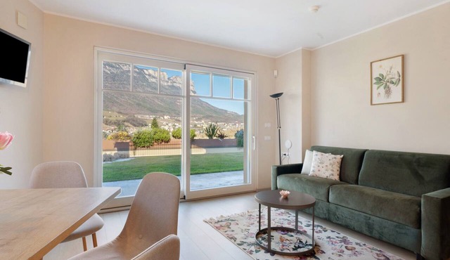 Apartment 'Landhaus Antonius Suite Maximus' with Mountain View, garden and Air Conditioning