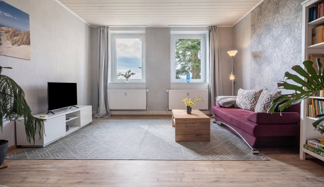 Apartment 'Landglück' with Private Terrace, Shared Garden and Wi-Fi