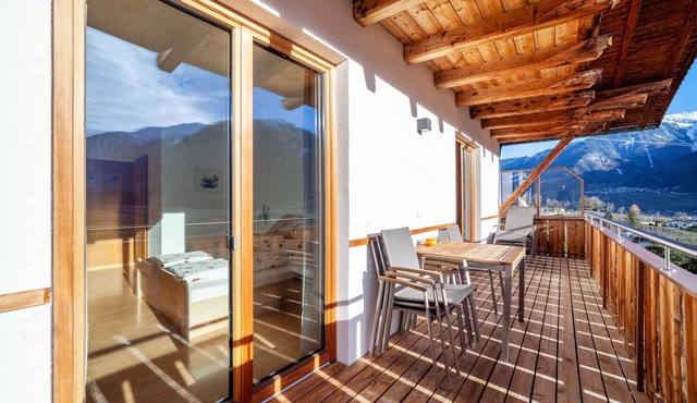 Apartment "Langstein Rose" with Mountain View, Balcony and Wi-Fi