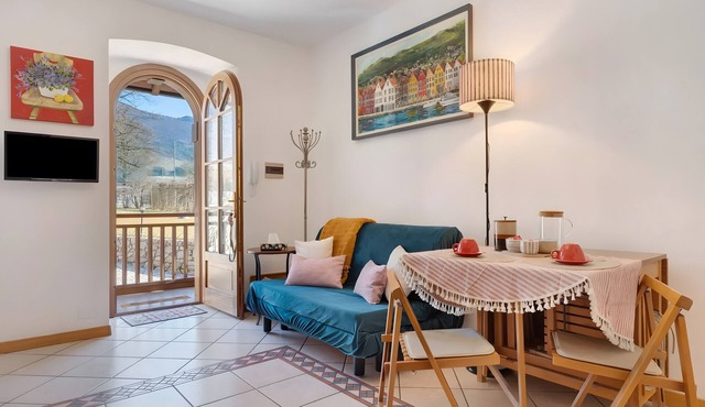 Apartment 'Le More' with Mountain View, Balcony and Wi-Fi