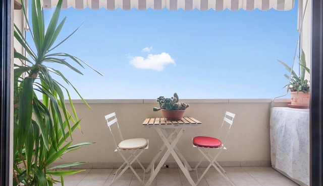 Apartment 'Leopolda' with Private Terrace, Wi-Fi and Air Conditioning