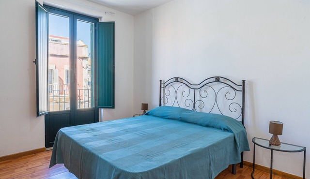 Apartment 'Libeccio Marzamemi' with Balcony, Wi-Fi and Air Conditioning
