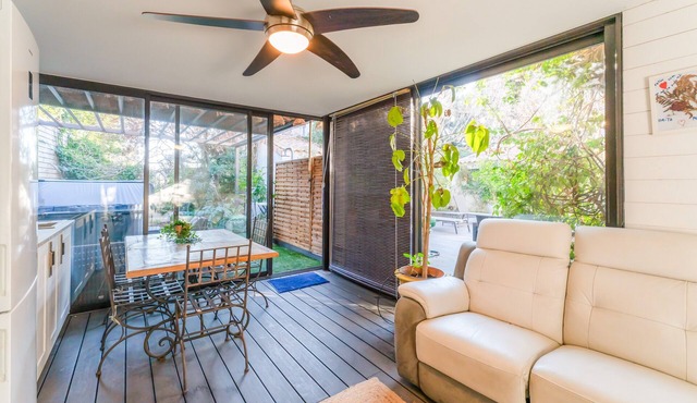 Apartment 'Loft Loc 25 M2 Quiet House' with Private Terrace, Wi-Fi and Air Conditioning
