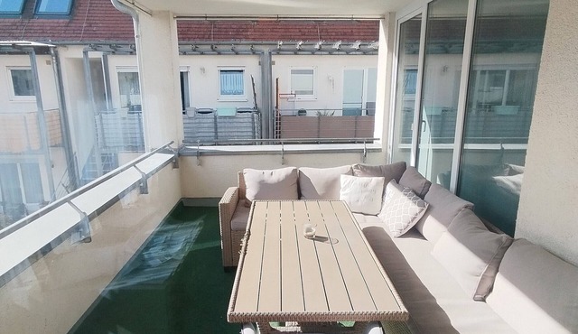 Apartment 'Luxury Lounge 150' with Balcony and Wi-Fi