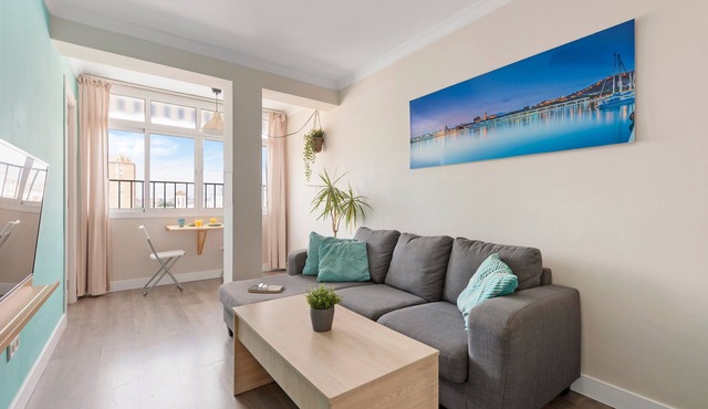 Apartment 'Málaga Beach, Costa del Sol' with Mountain Views, Wi-Fi & Air Conditioning
