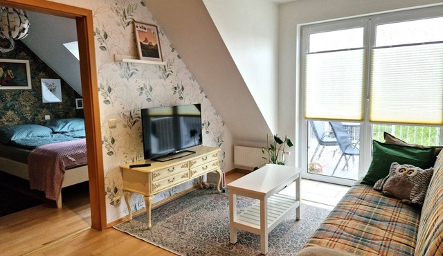 Apartment 'Maisonette Ferienwohnung Am Kurpark' with Balcony and Wi-Fi