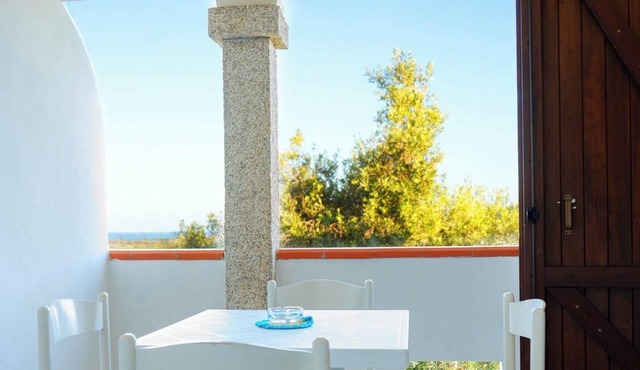 Apartment 'Malamuri 3' with Shared Pool, Shared Garden and Wi-Fi