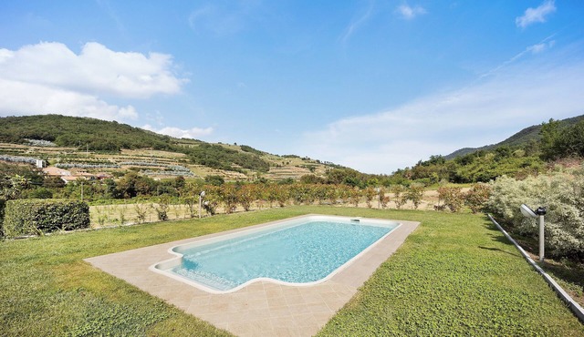 Apartment "Mansarda Albero Verde con Piscina" with Mountain View, Pool, A/C & Wi-Fi