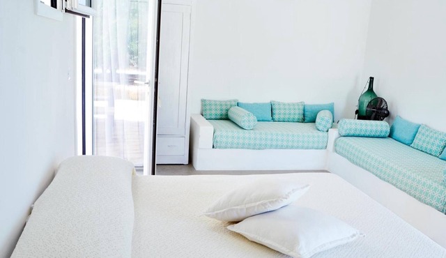 Apartment 'Masseria San Martino - 5' with Shared Pool, Wi-Fi and Air Conditioning