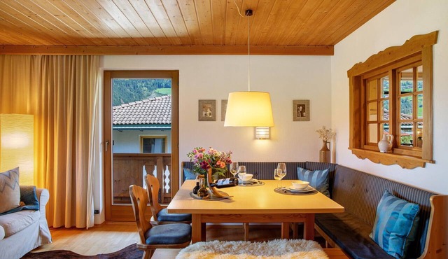 Apartment 'Mia' with Mountain View, Balcony and Wi-Fi