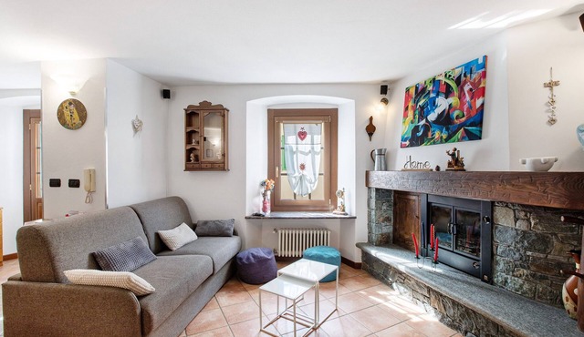 Apartment 'Nel Borgo Di Chatillon' with Balcony and Wi-Fi