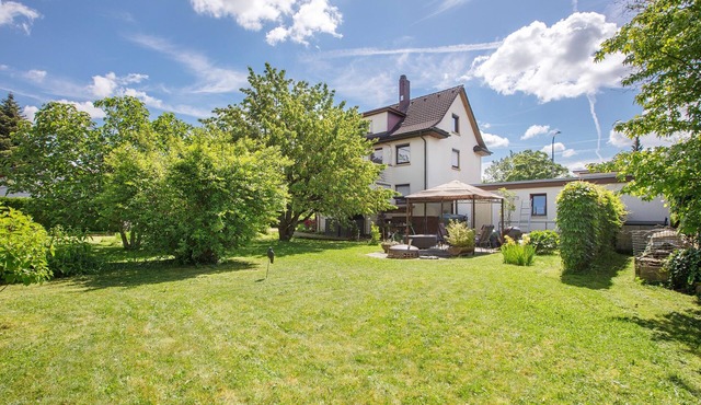 Apartment 'Nette Hütte' with Shared Garden and Wi-Fi