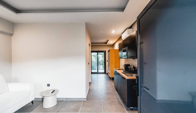 Apartment 'Nima 4' with Shared Terrace, Wi-Fi and Air Conditioning