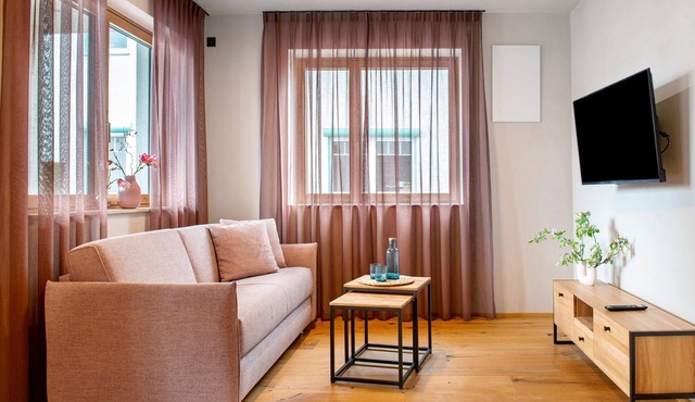 Apartment 'Obstgarten' with Private Terrace and Wi-Fi