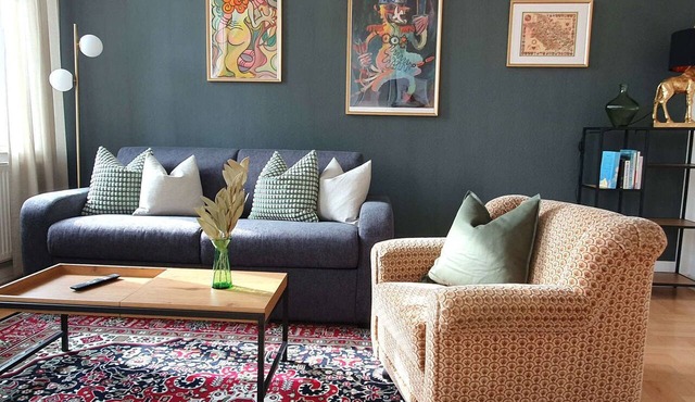 Apartment on Wilhelmsplatz with a view. Within walking distance of all sights.