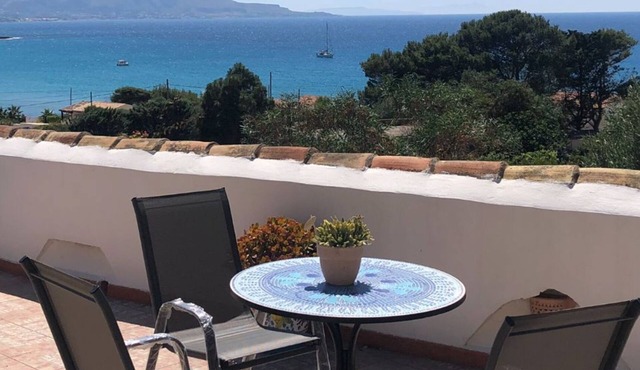 Apartment "Open Space Sul Mare" with Sea View, 3 Terraces and Wi-Fi