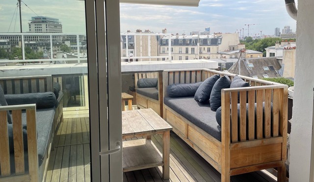 Apartment overlooking Paris