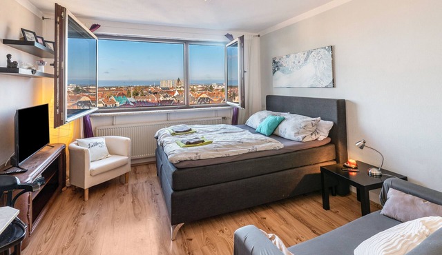 Apartment 'Panorama-Blick Über Karlsruhe' with Mountain View and Wi-Fi