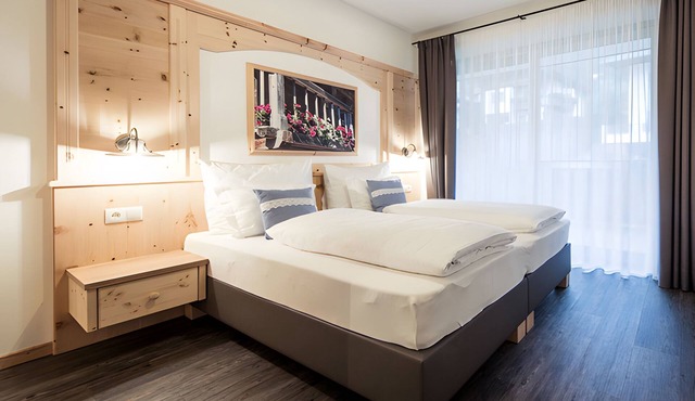 Apartment 'Panorama - Die Bauernsuite' with Mountain View, Shared Terrace and Wi-Fi