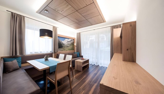 Apartment 'Panorama - Die Panoramasuite Lll' with Mountain View, Shared Terrace and Wi-Fi