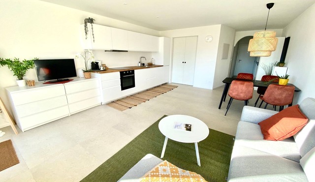 Apartment 'Panorama' with Mountain View, Private Terrace and Wi-Fi