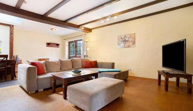 Apartment 'Plauer See, 80qm' with Shared Terrace, Shared Garden and Wi-Fi