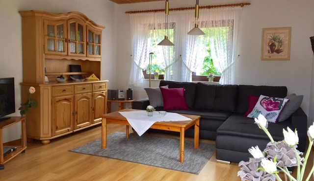 Apartment-Private Bathroom-Balcony-Ferienwohnung 3 im OG