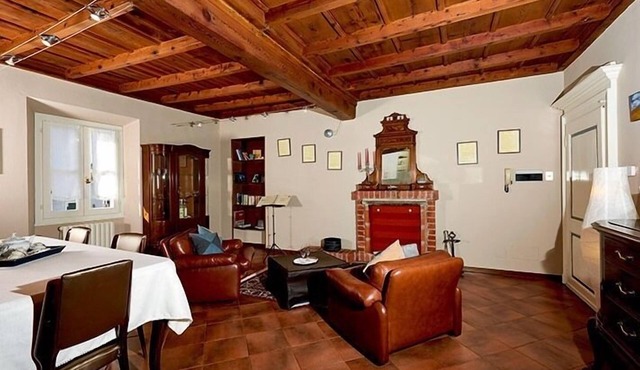 Apartment-Private Bathroom-City view-Verdi