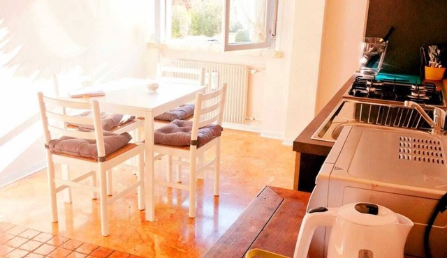 Apartment + private parking 30 meters from the F. S