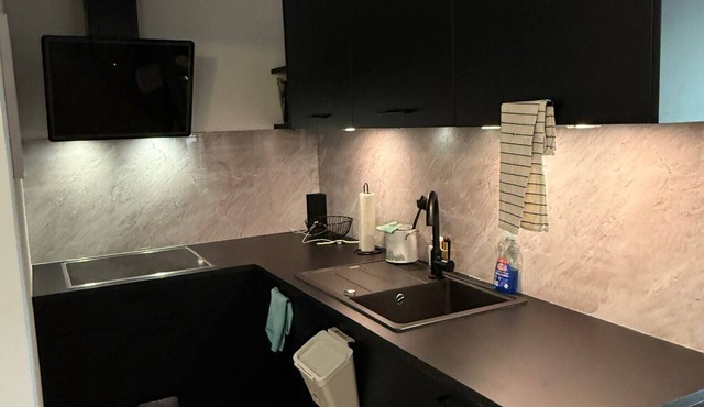 Apartment 'Quiet Modern' with Shared Pool, Wi-Fi and Air Conditioning