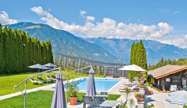 Apartment 'Residence Sonnegg 2' with Mountain View, Shared Pool and Wi-Fi