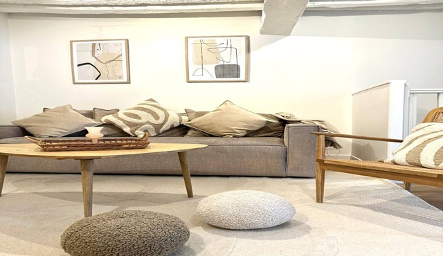 Apartment Saint Germain des Pres Bon Marche