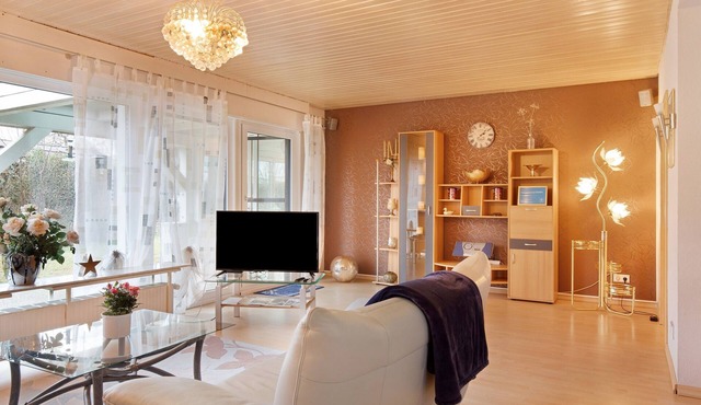Apartment 'Sandra' with Private Terrace and Wi-Fi