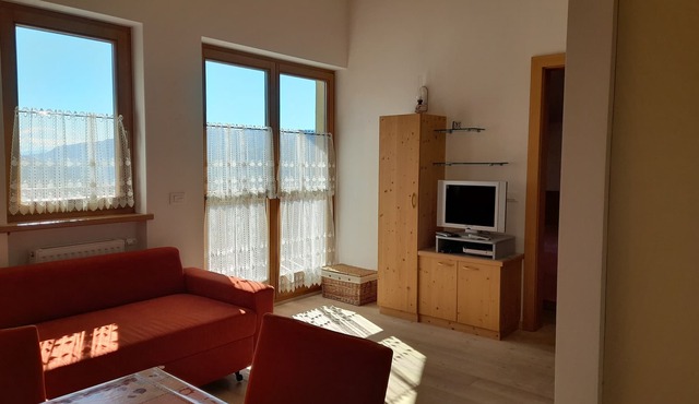 Apartment "Sant Andrea" with Mountain View, Private Terrace & Wi-Fi