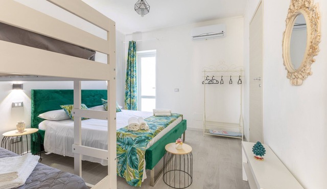 Apartment "Savana Gialla" with Private Terrace & Wi-Fi