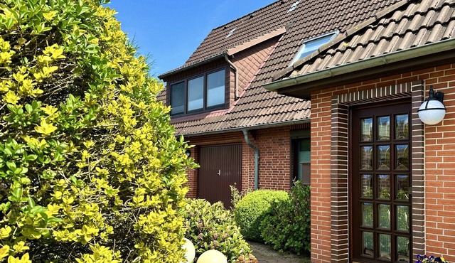 Apartment 'Scherr' with Private Terrace, Private Garden and Wi-Fi