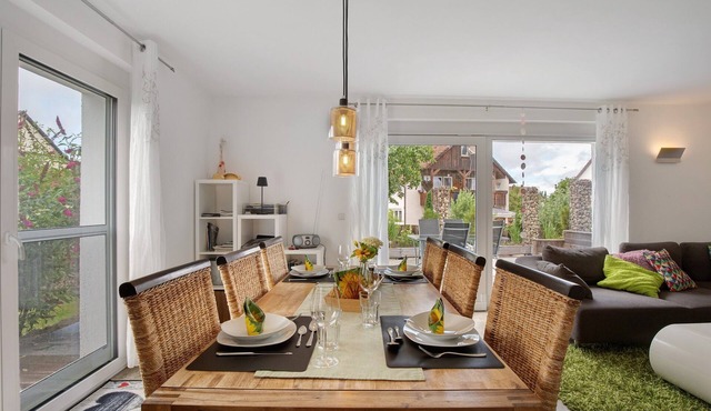 Apartment 'Schneider' with Private Terrace, Shared Garden and Wi-Fi