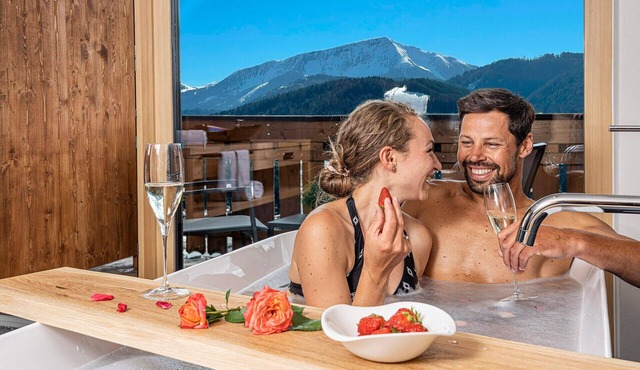Apartment "Schwarzhorn": Mountain View, Infrared Sauna and Feestanding Bathtub