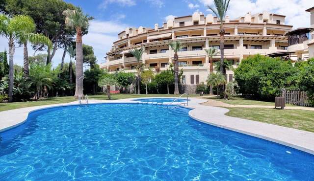 Apartment 'Seafront with Pool' with Sea Views, Wi-Fi and Air Conditioning