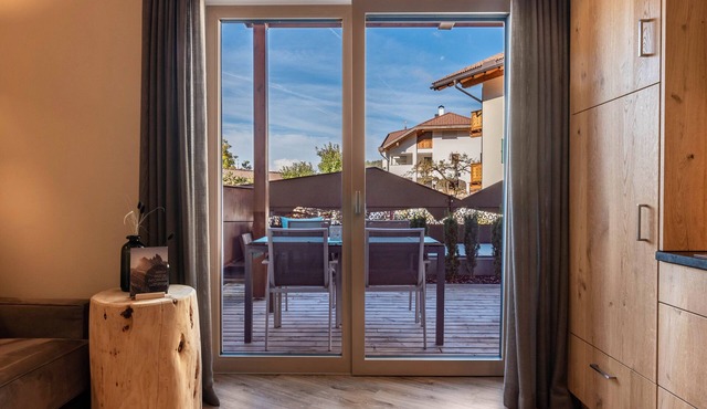 Apartment "Sella Platinum" with Private Terrace, Shared Whirlpool & Wi-Fi