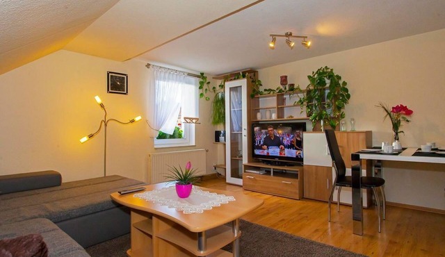 Apartment Simone, bathtub, WC, 1 bedroom - Ferienwohnungen Möckel