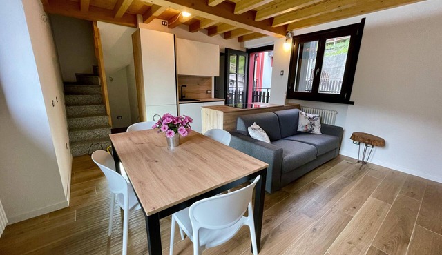Apartment 'Sogno' with Mountain View, Balcony and Wi-Fi