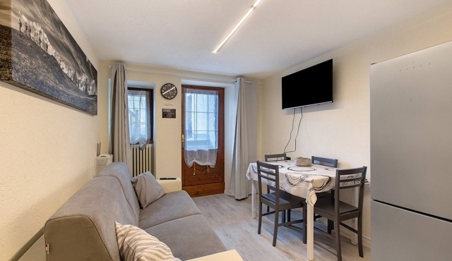 Apartment 'Sotto' with Private Terrace and Wi-Fi