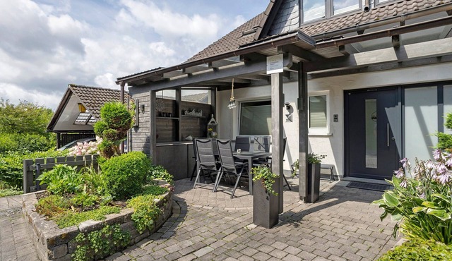 Apartment 'Stappert' with Mountain View, Balcony and Wi-Fi