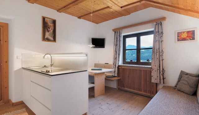 Apartment 'Stein' with Mountain View, Private Terrace and Wi-Fi