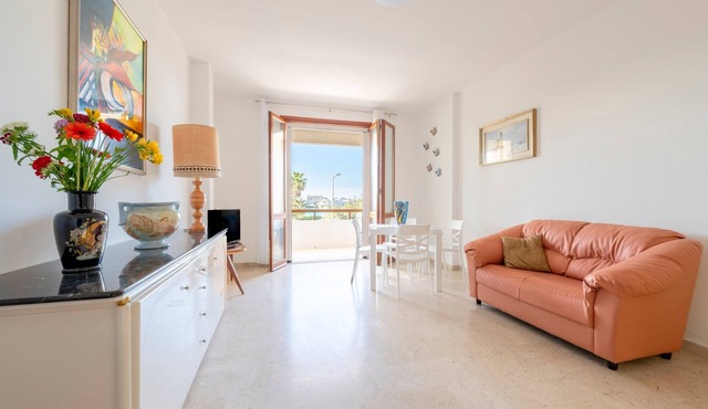 Apartment 'Stella' with Sea View, Wi-Fi and Air Conditioning