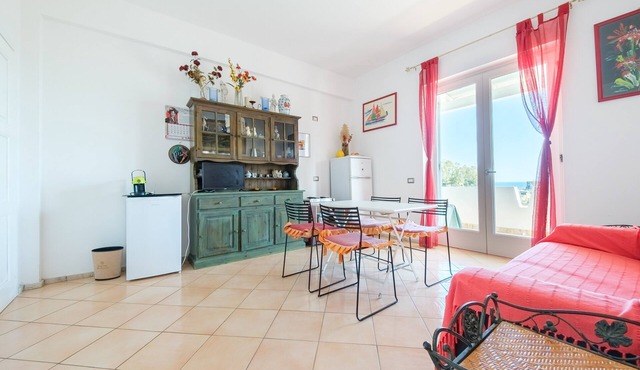 Apartment 'Suite De Pasquale 3 Camere' with Sea View, Wi-Fi and Air Conditioning